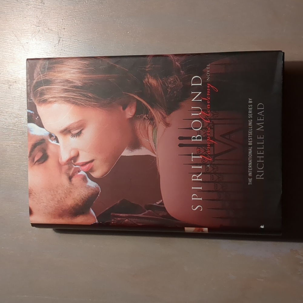 Spirit Bound: A Vampire Academy Novel Book